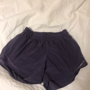 lululemon Hotty Hot shorts long (size 4)